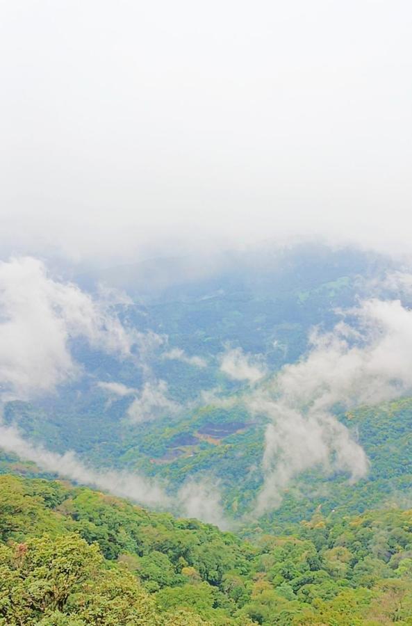 Eagleredcasino Hotel Vagamon Eksteriør billede